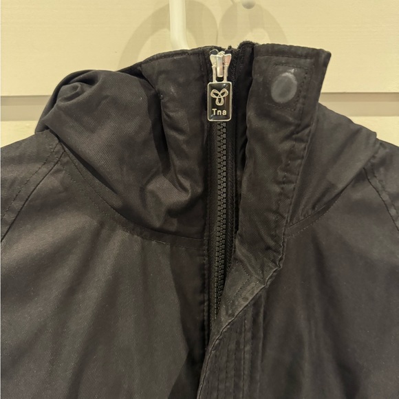 TNA Summit Parka - Picture 9 of 9